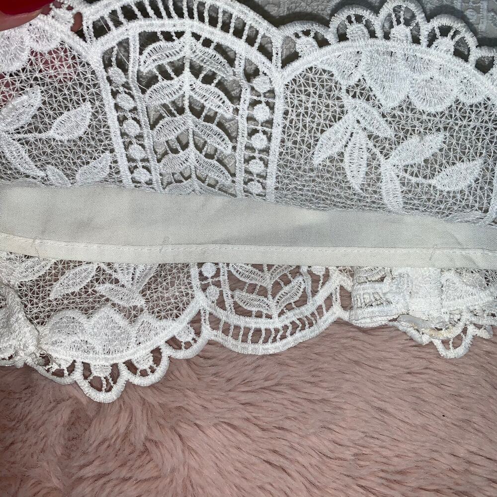 NWT ASTR The Label White Crochet Overlay Boho Lace-Up Dress Size: Large - Picture 7 of 12